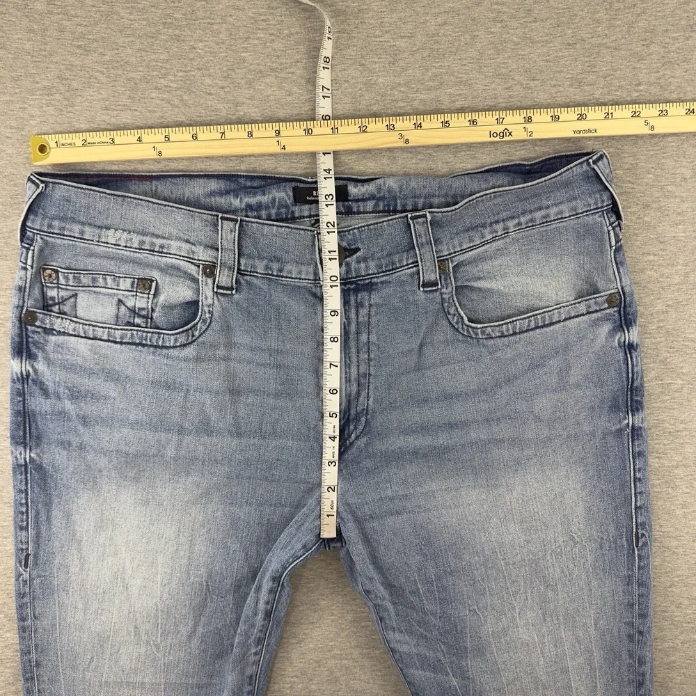 True Religion Ricky Men's‎ Jeans Size 42 Relaxed Straight No Flap Light Wash